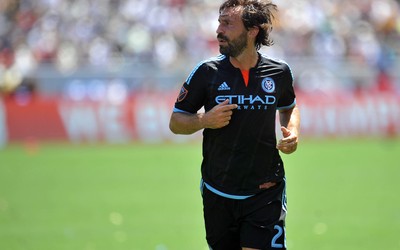 海德电竞快讯-乌克兰队球迷高唱助威歌曲